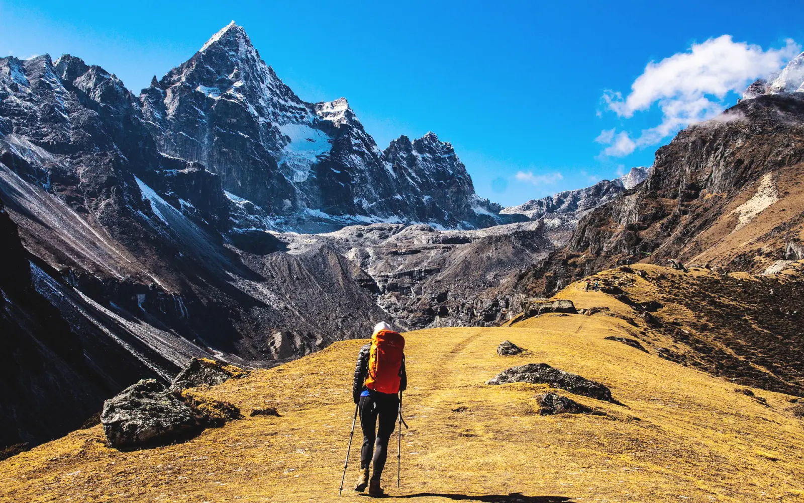 Experience the Magic of Nepal: Top Reasons to Visit This Himalayan Gem